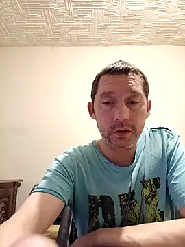 Snapshot of frederic198 chatting on December 17, 9:32 pm frederic198 online show from December 17, 9:32 pm