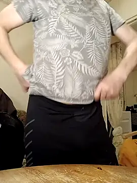 Snapshot of frederic198 chatting on February 15, 8:38 pm frederic198 online show from February 15, 8:38 pm