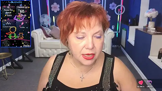 Kira Kenett online show from September 21, 6:15 am