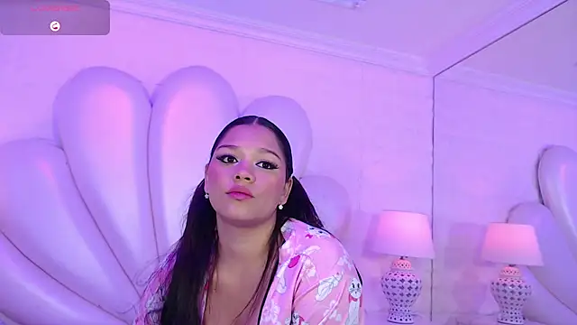 Snapshot of HatsaJones chatting on September 27, 3:55 am HatsaJones online show from September 27, 3:55 am