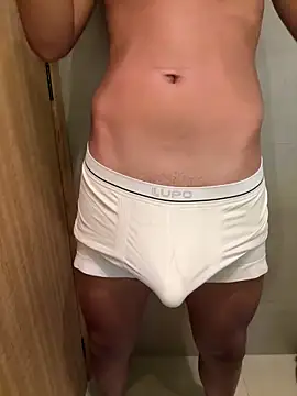 Snapshot of oconnnel chatting on September 11, 9:26 pm oconnnel online show from September 11, 9:26 pm