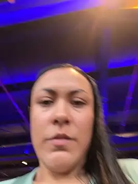 TiffanyyLam online show from September 22, 6:43 pm