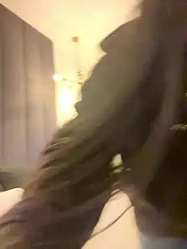 TiffanyyLam online show from January 8, 11:56 am