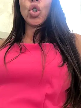 Snapshot of sexy7883 chatting on September 19, 7:21 am sexy7883 online show from September 19, 7:21 am