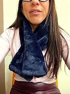 sexy7883 online show from February 9, 11:14 am