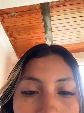 Snapshot of Berta_arevalo_blsd chatting on October 5, 7:34 pm Berta arevalo blsd online show from October 5, 7:34 pm