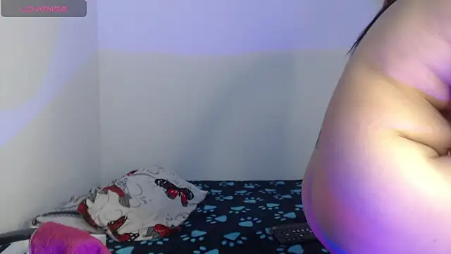 Snapshot of littleemma_77 chatting on September 23, 8:45 pm littleemma 77 online show from September 23, 8:45 pm