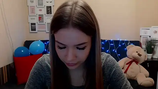 aSingleOne online show from March 18, 8:01 pm