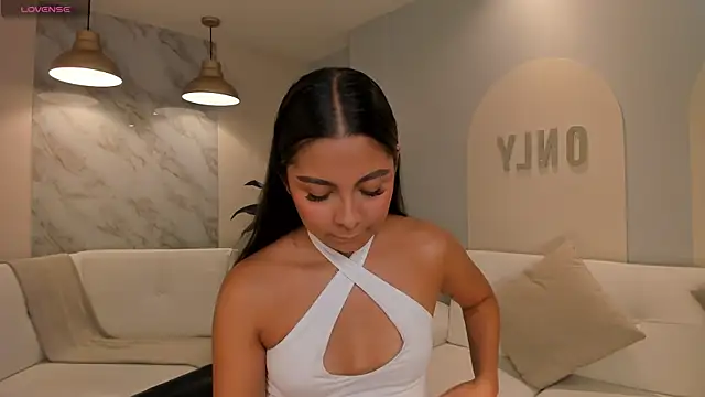 NinaBlum online show from September 11, 3:06 am