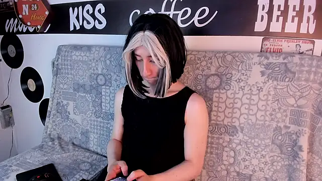 Charlottee slave online show from September 25, 2:48 am