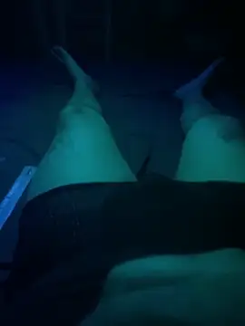 Snapshot of johnboones10 chatting on October 25, 9:50 am johnboones10 online show from October 25, 9:50 am