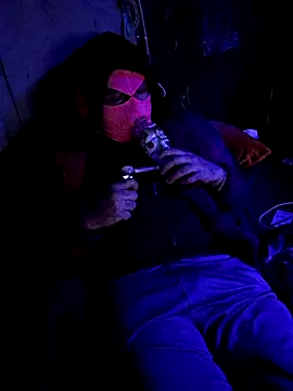 Snapshot of johnboones10 chatting on December 3, 12:14 pm johnboones10 online show from December 3, 12:14 pm