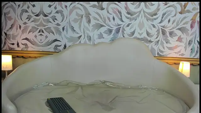 Snapshot of Ivy_rae_xxx chatting on December 17, 12:33 pm Ivy rae xxx online show from December 17, 12:33 pm