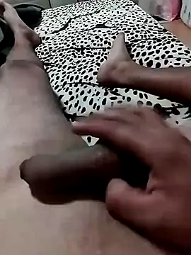 Snapshot of couplebest1 chatting on September 28, 1:55 am couplebest1 online show from September 28, 1:55 am