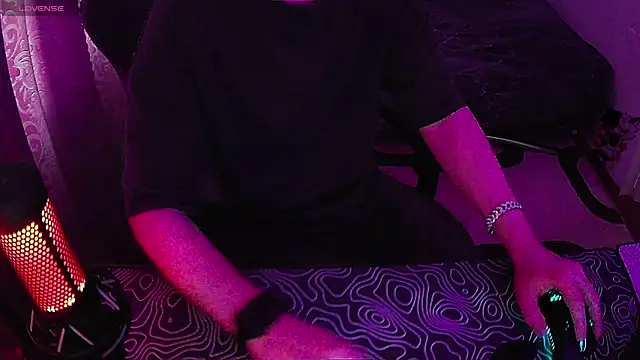 Snapshot of xXxHARDPORNxXx chatting on July 21, 6:05 am xXxHARDPORNxXx online show from July 21, 6:05 am