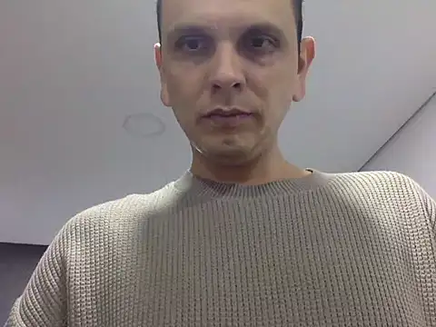 KianxxTeach online show from February 5, 1:21 am