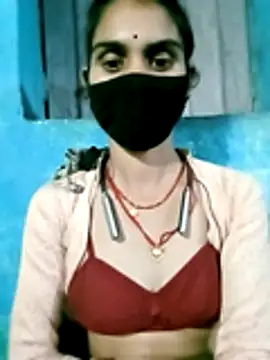 Nishaa ji online show from October 28, 3:36 pm