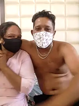 Sex Queen aaraya online show from September 20, 10:05 am