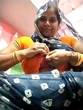 Snapshot of Hot_babli54 chatting on October 31, 4:24 am Hot babli54 online show from October 31, 4:24 am