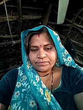 Snapshot of Hot_babli54 chatting on February 15, 10:14 am Hot babli54 online show from February 15, 10:14 am