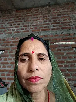 Snapshot of Hot_liya54 chatting on September 18, 7:21 am Hot liya54 online show from September 18, 7:21 am