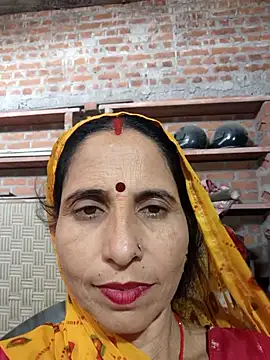 Snapshot of Hot_liya54 chatting on September 21, 5:31 am Hot liya54 online show from September 21, 5:31 am