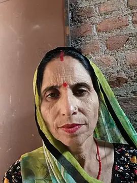 Snapshot of Hot_liya54 chatting on October 3, 3:36 am Hot liya54 online show from October 3, 3:36 am