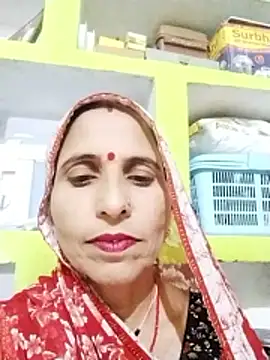 Snapshot of Hot_liya54 chatting on October 19, 6:03 am Hot liya54 online show from October 19, 6:03 am