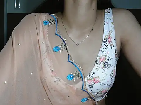 cute seemu online show from September 25, 3:10 am