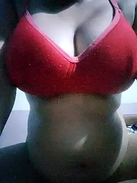 Snapshot of Sexy_Rosy1 chatting on September 28, 12:32 pm Sexy Rosy1 online show from September 28, 12:32 pm