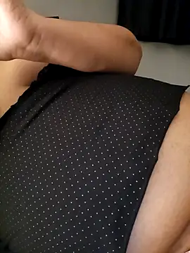 xlatinastar online show from November 12, 12:55 am