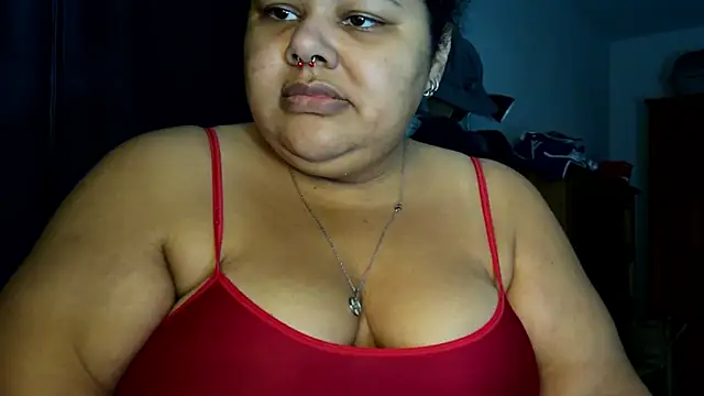 Snapshot of xlatinastar chatting on June 11, 7:01 pm xlatinastar online show from June 11, 7:01 pm