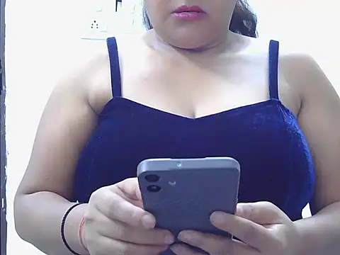 Cute Girl51 online show from September 26, 9:24 am