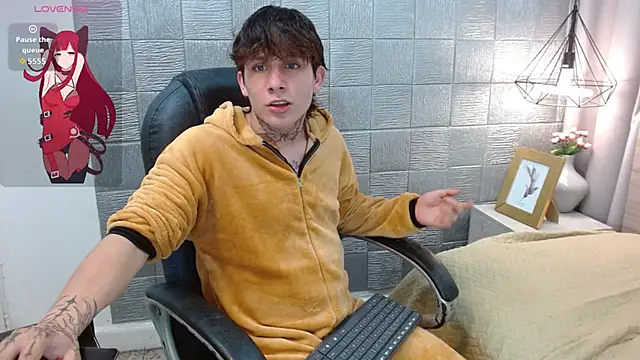 Iantwink18 online show from September 18, 5:37 pm