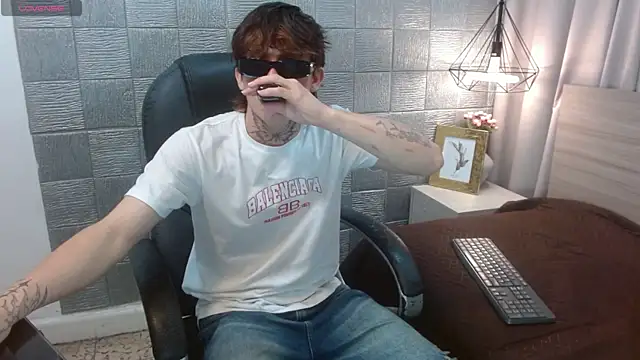 Iantwink18 online show from September 24, 3:04 pm