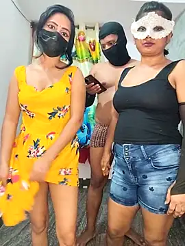 Family02 online show from April 1, 6:16 pm