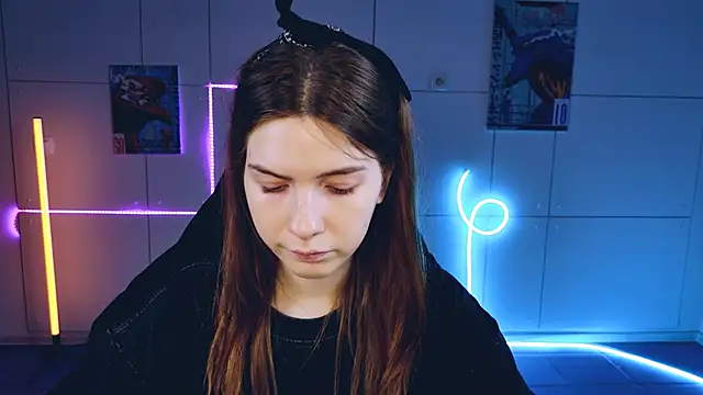 Snapshot of AliceCUNTach chatting on September 23, 5:10 am AliceCUNTach online show from September 23, 5:10 am