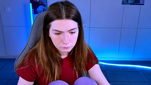 Snapshot of AliceCUNTach chatting on November 2, 5:10 am AliceCUNTach online show from November 2, 5:10 am