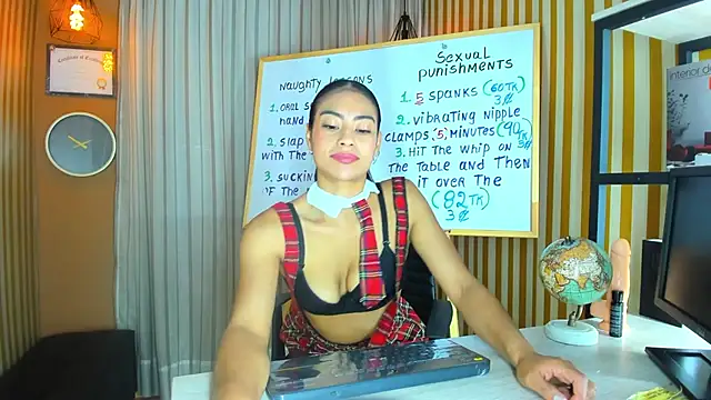 Emily Mitchell online show from October 6, 6:05 pm