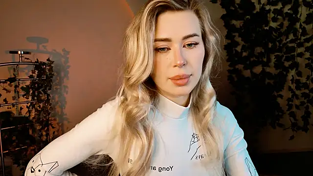 AdelLoyss online show from September 27, 9:03 am