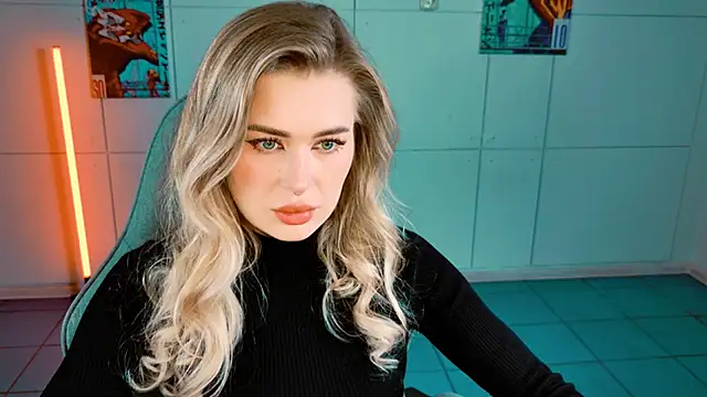 AdelLoyss online show from November 4, 1:10 pm