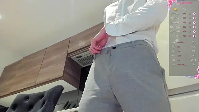 DominantAlex18 online show from February 14, 2:47 pm