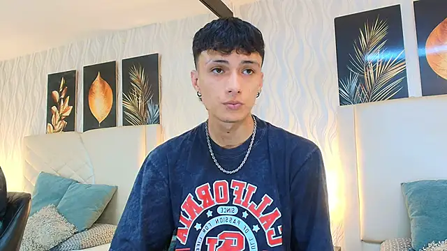 Lean Portman online show from February 27, 9:15 pm