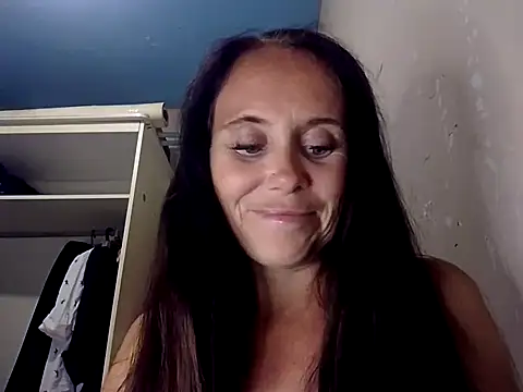 Snapshot of MerelinMILf chatting on September 20, 7:04 pm MerelinMILf online show from September 20, 7:04 pm