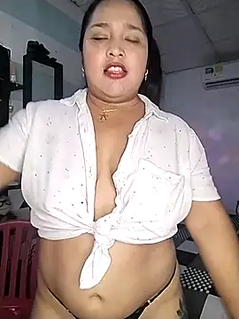 Snapshot of Angelly_ricura chatting on November 12, 3:01 pm Angelly ricura online show from November 12, 3:01 pm