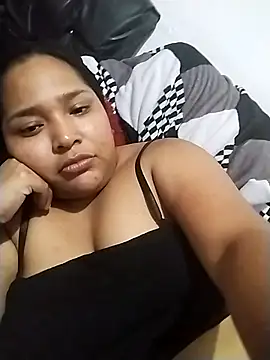 Snapshot of Angelly_ricura chatting on November 23, 1:49 am Angelly ricura online show from November 23, 1:49 am