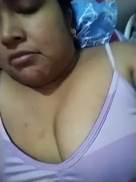 Snapshot of Angelly_ricura chatting on November 23, 5:35 pm Angelly ricura online show from November 23, 5:35 pm