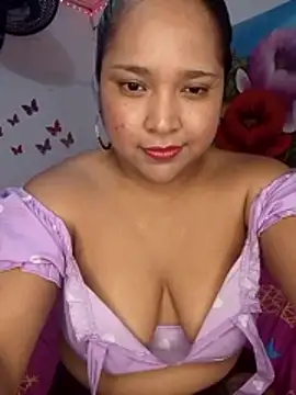 Snapshot of Angelly_ricura chatting on April 2, 5:27 am Angelly ricura online show from April 2, 5:27 am