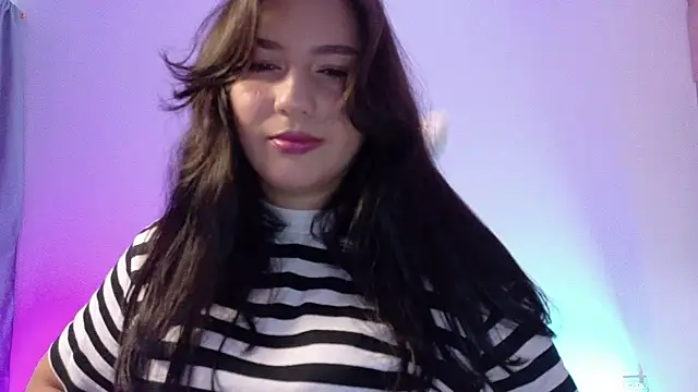 Snapshot of Angeldusttt chatting on February 11, 1:10 am Angeldusttt online show from February 11, 1:10 am