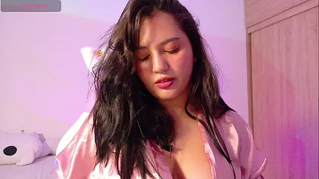 Snapshot of Angeldusttt chatting on April 3, 2:09 am Angeldusttt online show from April 3, 2:09 am